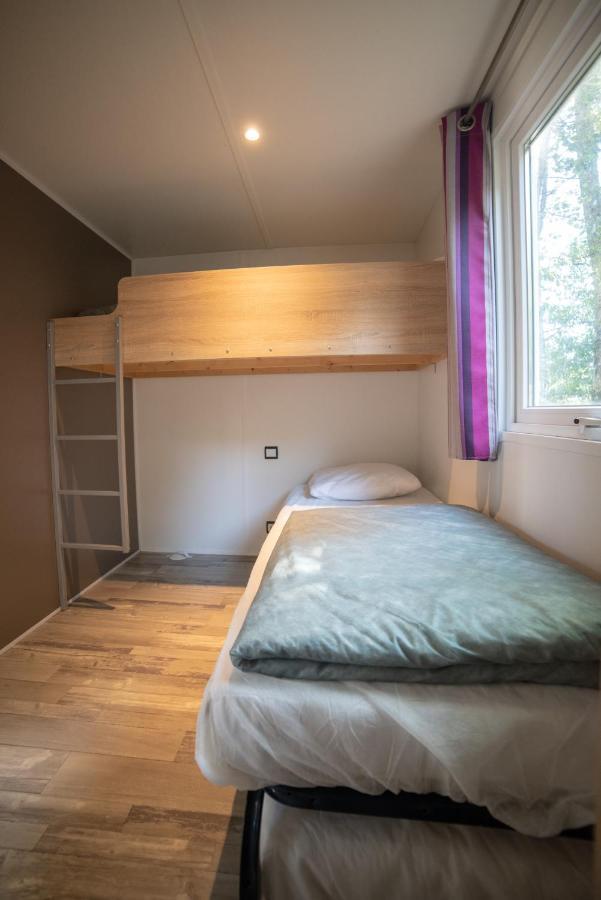 Camping Du Sevron Saint-Etienne-du-Bois  المظهر الخارجي الصورة